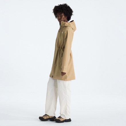 The North Face Hikesteller Parka - Women's 2