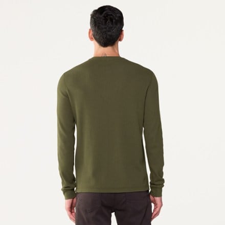 Vuori Waffle Henley Shirt - Men's 2