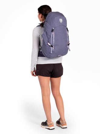 NEMO Resolve 35 L Endless Promise Technical Active Pack - Women's 1