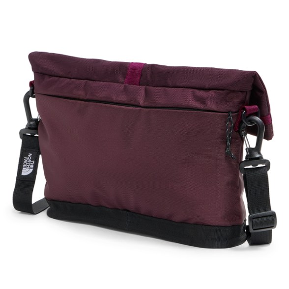 Detail Image of color Deep Burgundy/Tnf Black