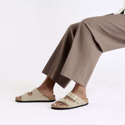 Birkenstock Arizona Sandals - Women's 4