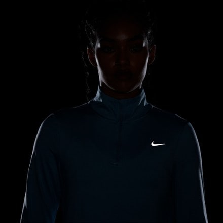 Nike Swift Element UV Half-Zip Top - Women's 5
