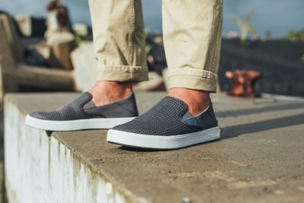 OluKai Lae'ahi Shoes - Men's 5