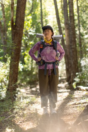 Location Image for Crater Lake Long-Sleeve Hoody - Women's