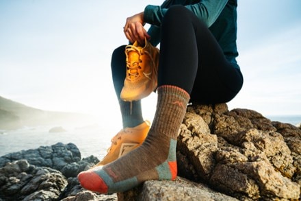 Darn Tough Hiker Micro Crew Cushion Socks - Women's 1