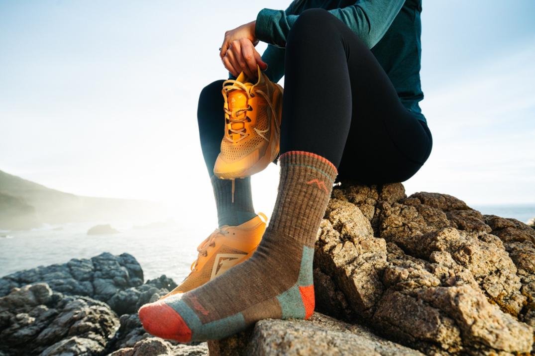 Location Image for Hiker Micro Crew Cushion Socks - Women's