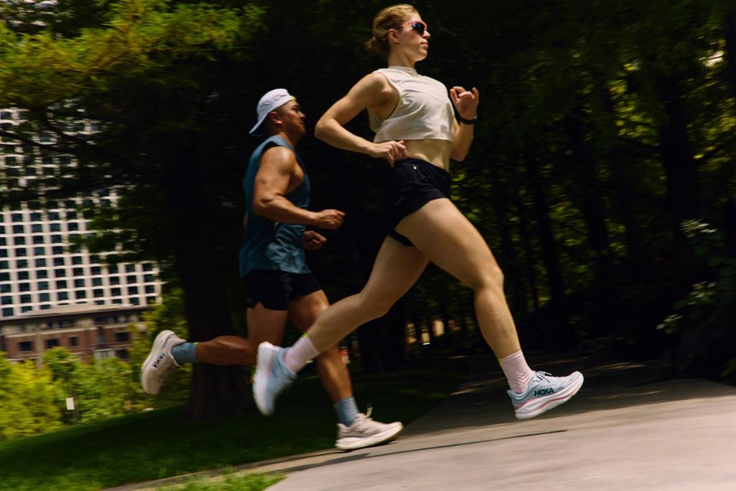 Location Image for Bondi 9 Road-Running Shoes - Women's