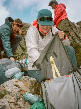 Location Image for Microtrek Insulated Hoodie - Women's