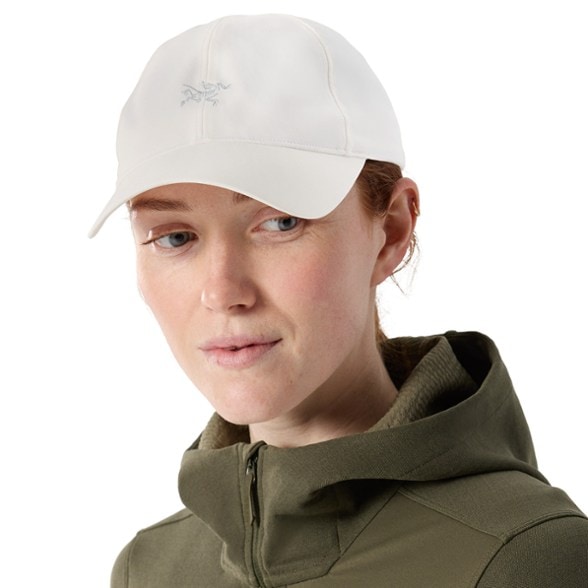 On Body Image of color Arctic Silk/Solitude