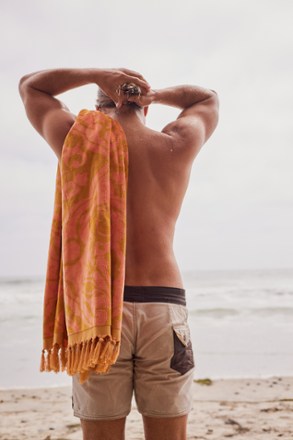 Slowtide Rosie Premium Woven Beach Towel 3