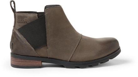 emelie waterproof chelsea boot sorel