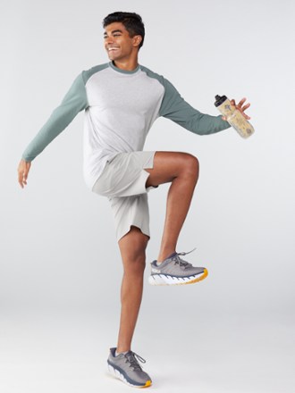 The North Face Wander Shorts - Men's 7" Inseam 3