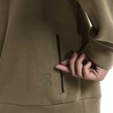 On Focus Tech Crew Sweatshirt - Men's 5