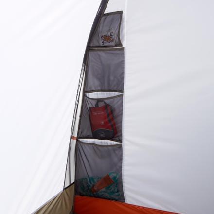 pocket with prop (Sage/Platinum)