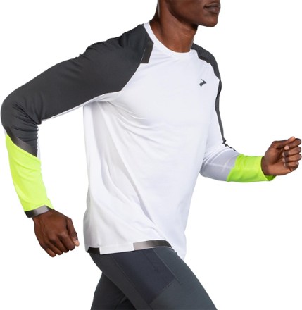 Brooks Run Visible Long-Sleeve Shirt - Men's 3