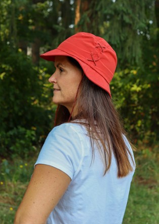 CTR Criss Cross Bucket Hat - Women's 2
