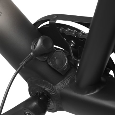 Electra Townie Go! 7D EQ Step-Over Electric Bike 5