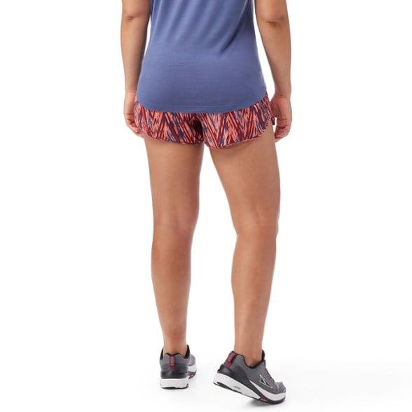 On Body Image of color Coral Reef Zigzag