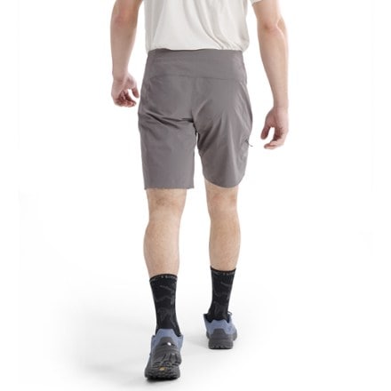 Arc'teryx Gamma SL 9" Shorts - Men's 2