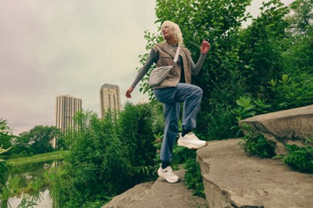 Location Image for Transport 2 Shoes - Women's