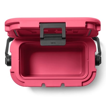 YETI Roadie 8 Hard Cooler 4