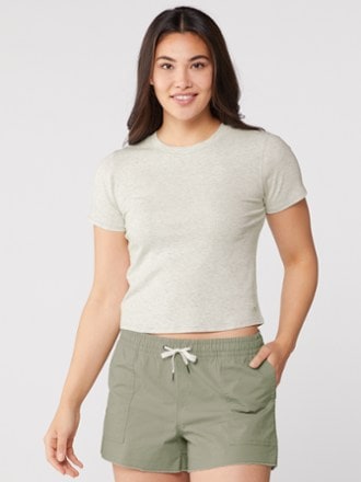Vuori Mudra Fitted T-Shirt - Women's 1