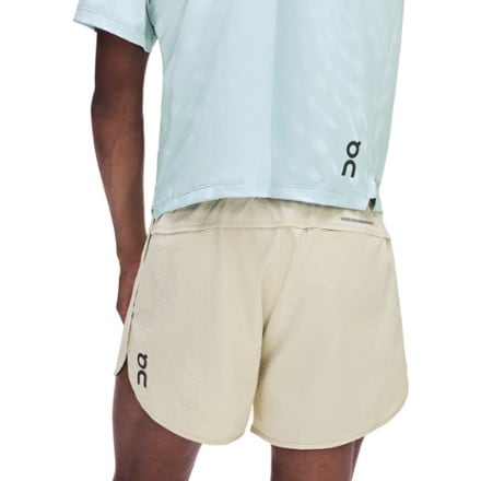 On Performance Volt Shorts - Men's 5