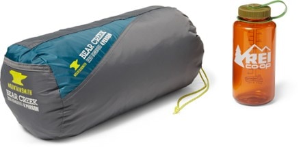 Mountainsmith Bear Creek 4 Tent with Footprint Stuff sack (32 oz. bottle not included)