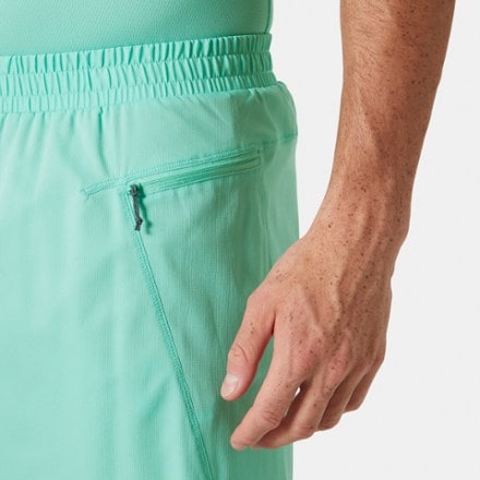 Helly Hansen Trail 6" Shorts - Men's 4