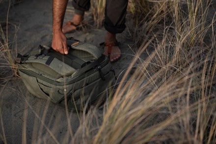 Peak Design Travel Pack - 45 L 5