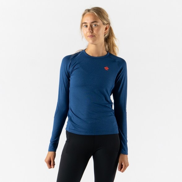 On Body Image of color Navy Peony