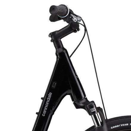 Cannondale Adventure 2 Bike 7