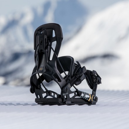 FLOW NX2 hybrid　フロー　ハイブリッド flow-nx2-hybrid-snowboard-