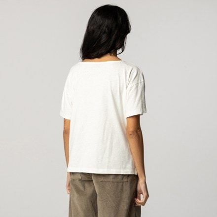 Finisterre Kea T-Shirt - Women's 2