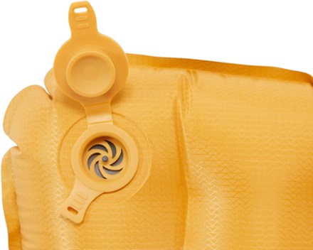 NEMO Tensor Trail Ultralight Insulated Sleeping Pad Air valve