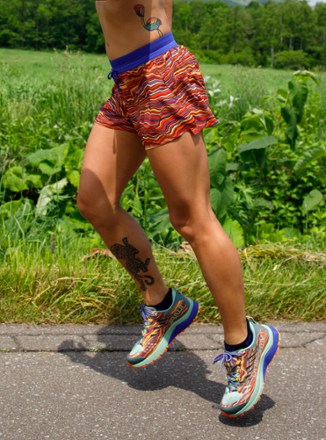 Janji x La Sportiva 3" AFO Middle Shorts - Women's 9