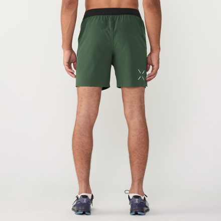 Ten Thousand Interval 7" Unlined Shorts - Men's 2