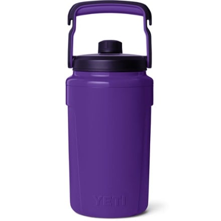 YETI Silo Half-Gallon Jug with MagDock Chug Cap - 64 fl. oz. 1