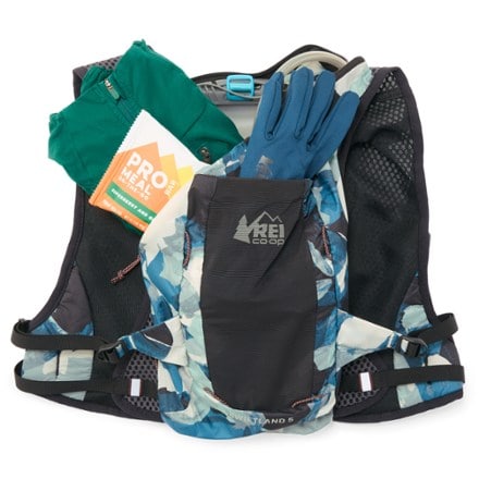 REI Co-op Swiftland 5 Hydration Vest - Men's 8