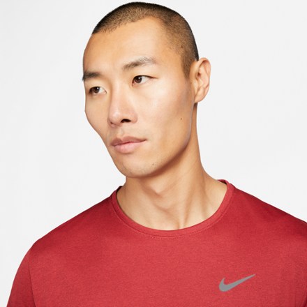 Nike Miler Shirt - Men's 6