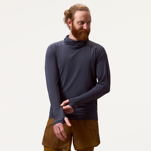 On Body Image of color Carbon Grey