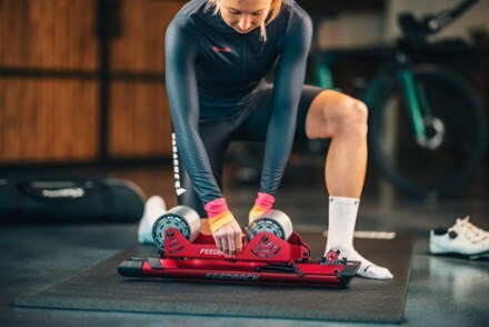 thumbnail image 2 of Velo Pro Fluid Turbo Trainer – Variable Resistance Indoor Bike Trainer, Fits 26"-29" & 700C Tires, Foldable, 200kg Capacity 2 of 12