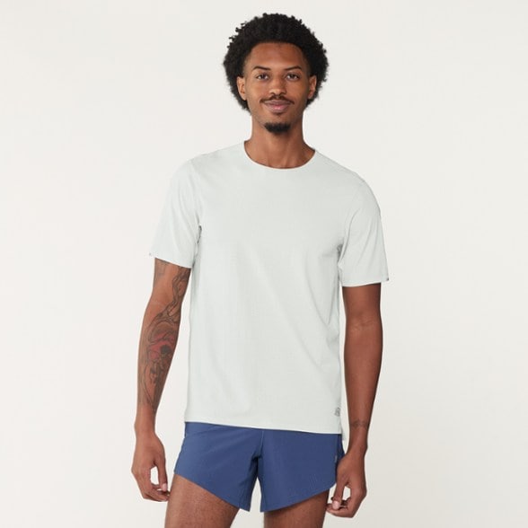 Model info: Height: 6'1" | Waist: 32 | Wearing size: S