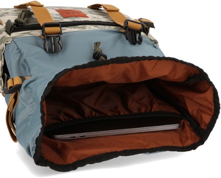 Topo Designs Rover Pack Classic 4