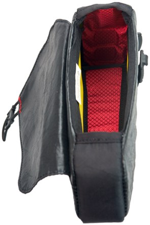 Revelate Designs Mag-Tank Bolt-On Bag 2