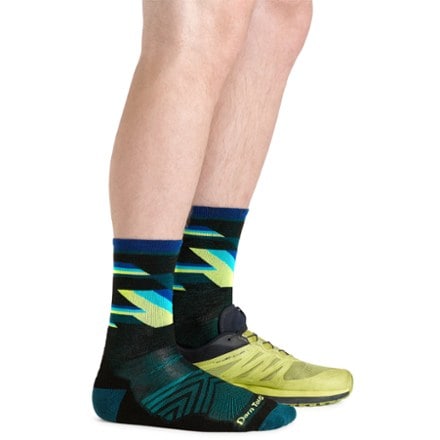 Darn Tough Bolt Micro Crew Ultra-Lightweight Running Socks - Men's 2