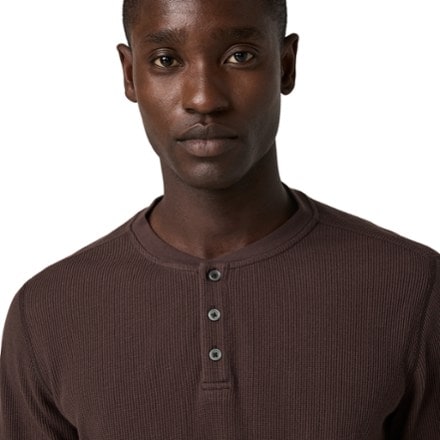 Vuori Waffle Henley Shirt - Men's 3
