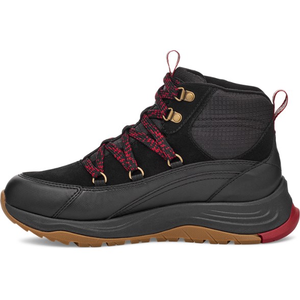 Detail Image of color Black/Sun Dried Tomato