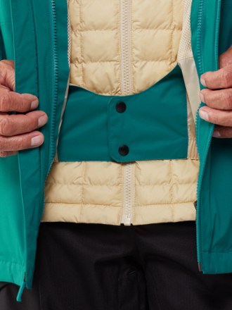 The North Face ThermoBall Eco Snow Triclimate 3-in-1 Jacket - Men's 6