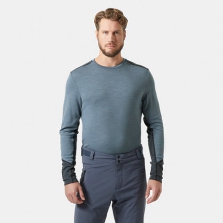 Helly Hansen LIFA Merino Midweight Crew Base Layer Top - Men's 1